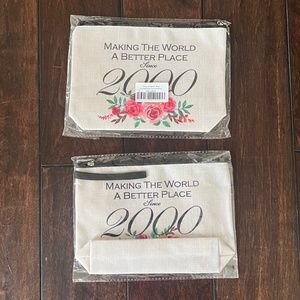 NWT Zipper Pouch with flowers (2 items)